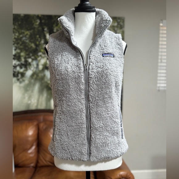 Patagonia Women's Los Gatos Fleece Vest in Salt Grey S - Picture 2 of 15